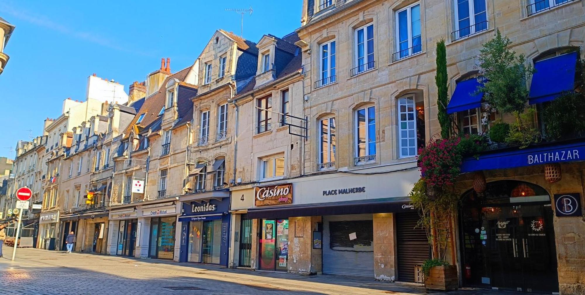 Elegant Studio En Hypercentre Dans Le Quartier Historique Anime Avec Parking Gratuit Кан Экстерьер фото